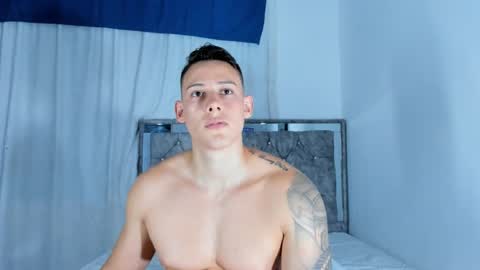 Snapshot of muscle_king_cum chatting on January 30, 3:29 pm muscle_king_cum online show from January 30, 3:29 pm