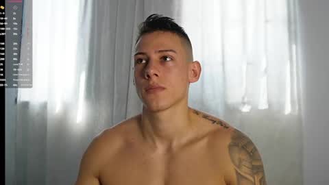 Snapshot of muscle_king_cum chatting on October 18, 2:18 pm muscle_king_cum online show from October 18, 2:18 pm