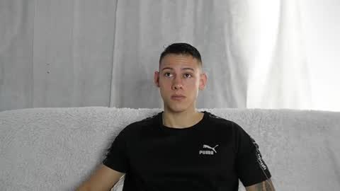 Snapshot of muscle_king_cum chatting on October 28, 1:36 pm muscle_king_cum online show from October 28, 1:36 pm