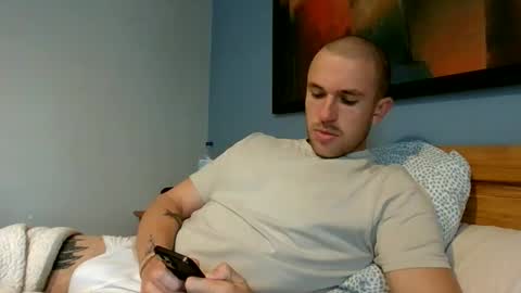 muscleshow00 online show from November 19, 8:58 am