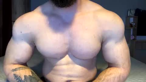 muscularjuggler online show from November 2, 5:26 pm