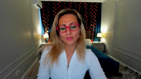 Diana online show from November 18, 12:31 pm