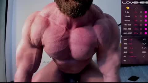 Snapshot of musscle_king chatting on March 1, 9:18 am Artemius online show from March 1, 9:18 am