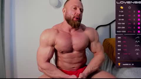 Snapshot of musscle_king chatting on March 2, 12:32 pm Artemius online show from March 2, 12:32 pm