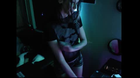 ghost mantis online show from November 8, 9:09 am