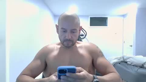 Snapshot of mworlton9 chatting on September 10, 1:00 pm Maximus online show from September 10, 1:00 pm