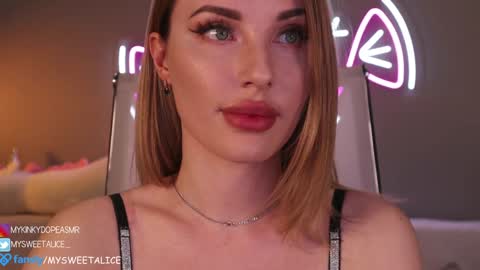 mysweetalice online show from December 8, 9:08 pm