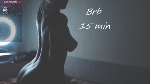 Hannah  welcome  online show from December 18, 4:17 pm