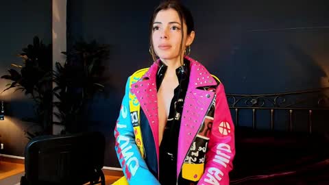 Maite online show from January 25, 3:30 pm