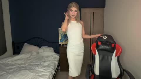 Sandra Muse online show from February 15, 10:22 am