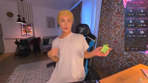 Sandra Muse online show from October 3, 12:46 pm