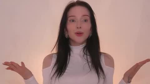 STELLA online show from November 24, 8:08 pm