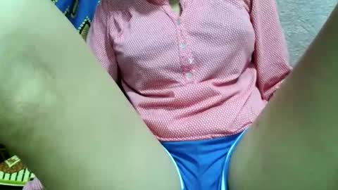 Snapshot of myaldiah chatting on October 13, 9:31 am myaldiah online show from October 13, 9:31 am