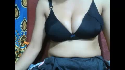 Snapshot of myaldiah chatting on October 30, 2:46 am myaldiah online show from October 30, 2:46 am