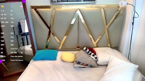 Samanta  online show from February 4, 12:44 pm