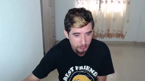 Snapshot of myke_xxx chatting on December 20, 12:49 pm mike online show from December 20, 12:49 pm