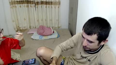 Snapshot of myke_xxx chatting on February 27, 1:38 am mike online show from February 27, 1:38 am