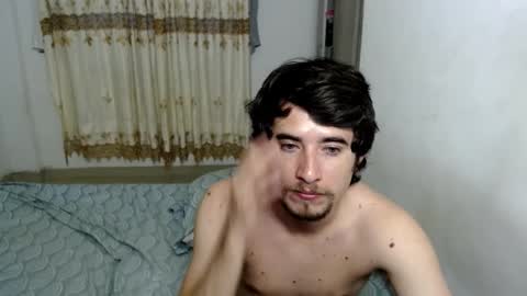 Snapshot of myke_xxx chatting on October 8, 8:39 pm mike online show from October 8, 8:39 pm