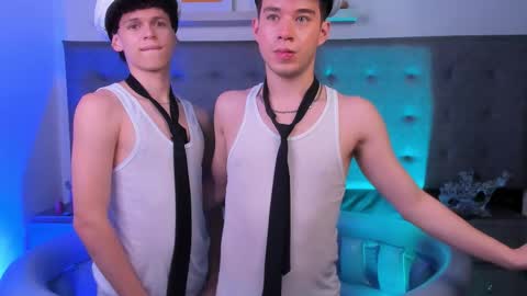 Snapshot of mykelcano chatting on October 31, 9:16 pm Mykel online show from October 31, 9:16 pm