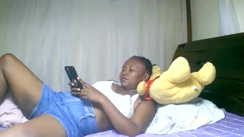 Snapshot of mylindasweet chatting on February 14, 12:36 pm linda online show from February 14, 12:36 pm