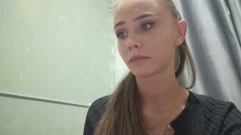 Snapshot of mylittle_flame chatting on October 7, 5:10 pm mylittle_flame online show from October 7, 5:10 pm