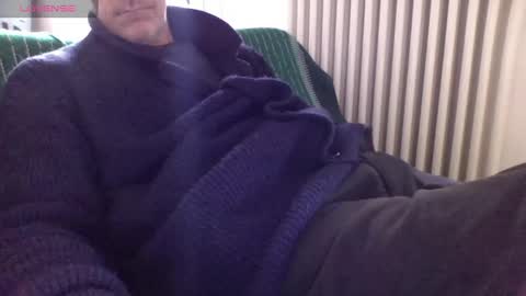 Bi sexy guy lovense hush is on private is open or password show tip if you like. online show from January 21, 10:41 am