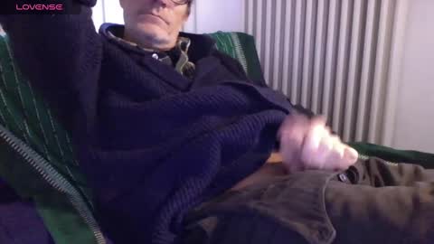 Bi sexy guy lovense hush is on private is open or password show tip if you like. online show from February 27, 7:12 am