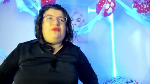 mystery_psique online show from November 3, 1:45 pm