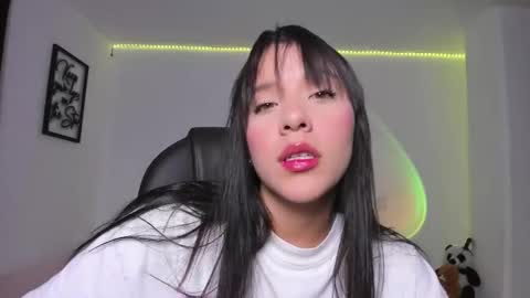 Snapshot of mysteyes chatting on September 21, 6:20 pm Elena online show from September 21, 6:20 pm