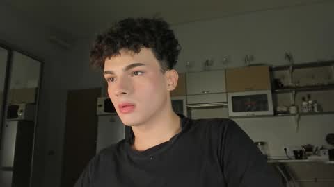 Snapshot of mystic_evan chatting on September 14, 10:42 pm Evan Brown online show from September 14, 10:42 pm