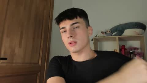 Snapshot of mystic_evan chatting on October 28, 12:36 am Evan Brown online show from October 28, 12:36 am