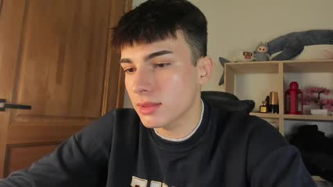 Snapshot of mystic_evan chatting on November 6, 1:01 pm Evan Brown online show from November 6, 1:01 pm