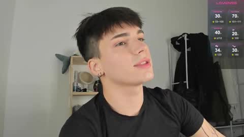 Snapshot of mystic_evan chatting on November 27, 5:37 pm Evan Brown online show from November 27, 5:37 pm