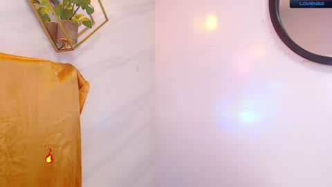 Snapshot of naamah_b chatting on January 15, 3:07 pm naamah_b online show from January 15, 3:07 pm