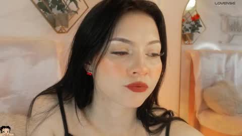 Snapshot of naamah_b chatting on September 12, 2:39 pm naamah_b online show from September 12, 2:39 pm