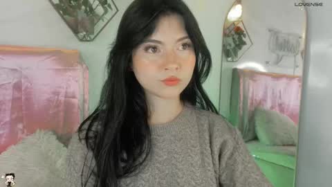 Snapshot of naamah_b chatting on October 13, 2:06 pm naamah_b online show from October 13, 2:06 pm