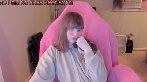 Natalie Marlo online show from December 4, 10:02 am