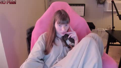 Natalie Marlo online show from September 26, 2:15 am