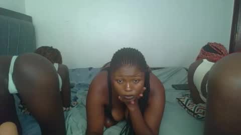 nadia_lisse online show from November 13, 5:01 pm