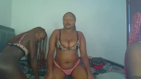 nadia_lisse online show from November 14, 8:46 am