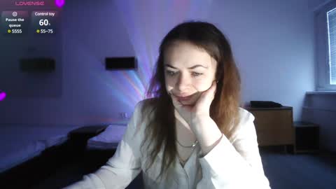 nadiiamorgun online show from February 8, 6:33 am