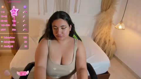 Nadine online show from December 23, 3:55 pm