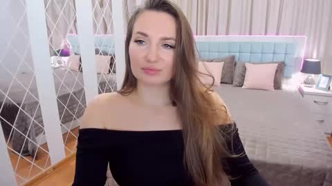 NadinGracefull online show from November 29, 8:01 pm