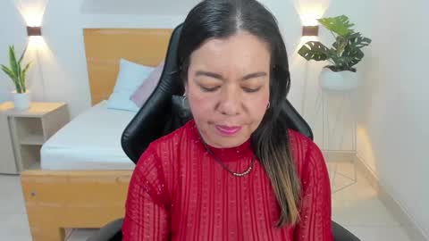 N A H I A online show from February 8, 2:58 am