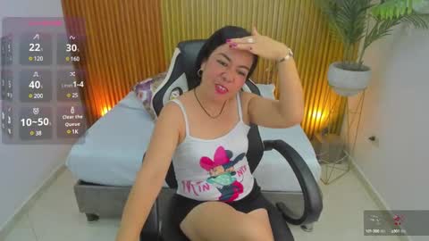 N A H I A online show from February 22, 2:17 am