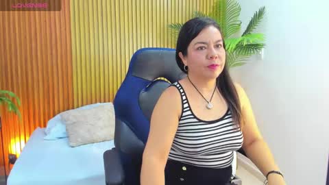 N A H I A online show from September 30, 12:32 pm