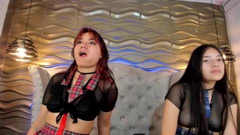 Snapshot of nahia_low chatting on February 7, 6:56 am Valeria online show from February 7, 6:56 am