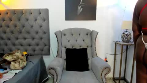 nahirobyy ebonyy online show from September 17, 7:04 pm