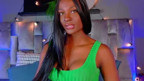  VICTORIA  online show from September 22, 8:00 pm