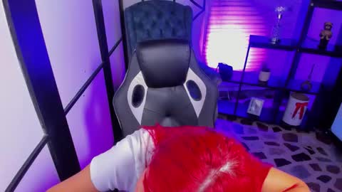 Nahomi online show from September 16, 4:35 am